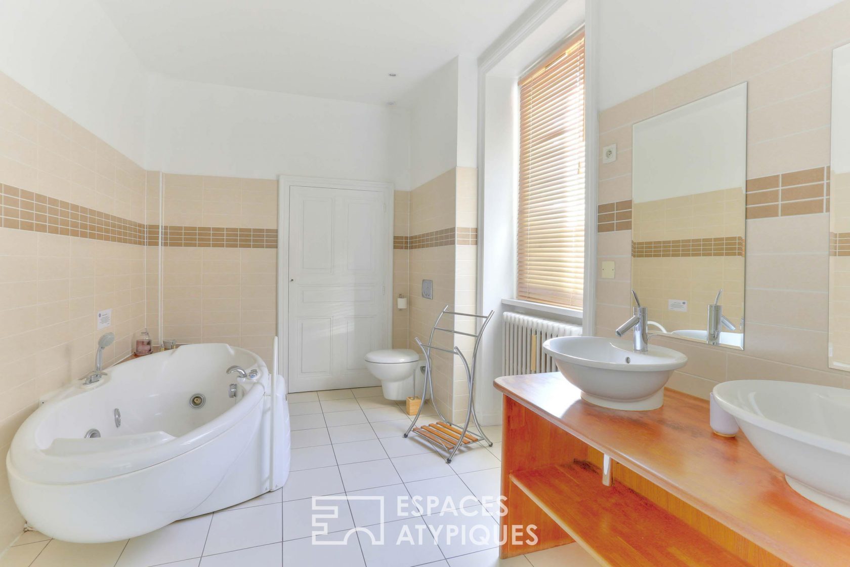 Bed and breakfast – Beautiful residence of character: between volumes and comfort
