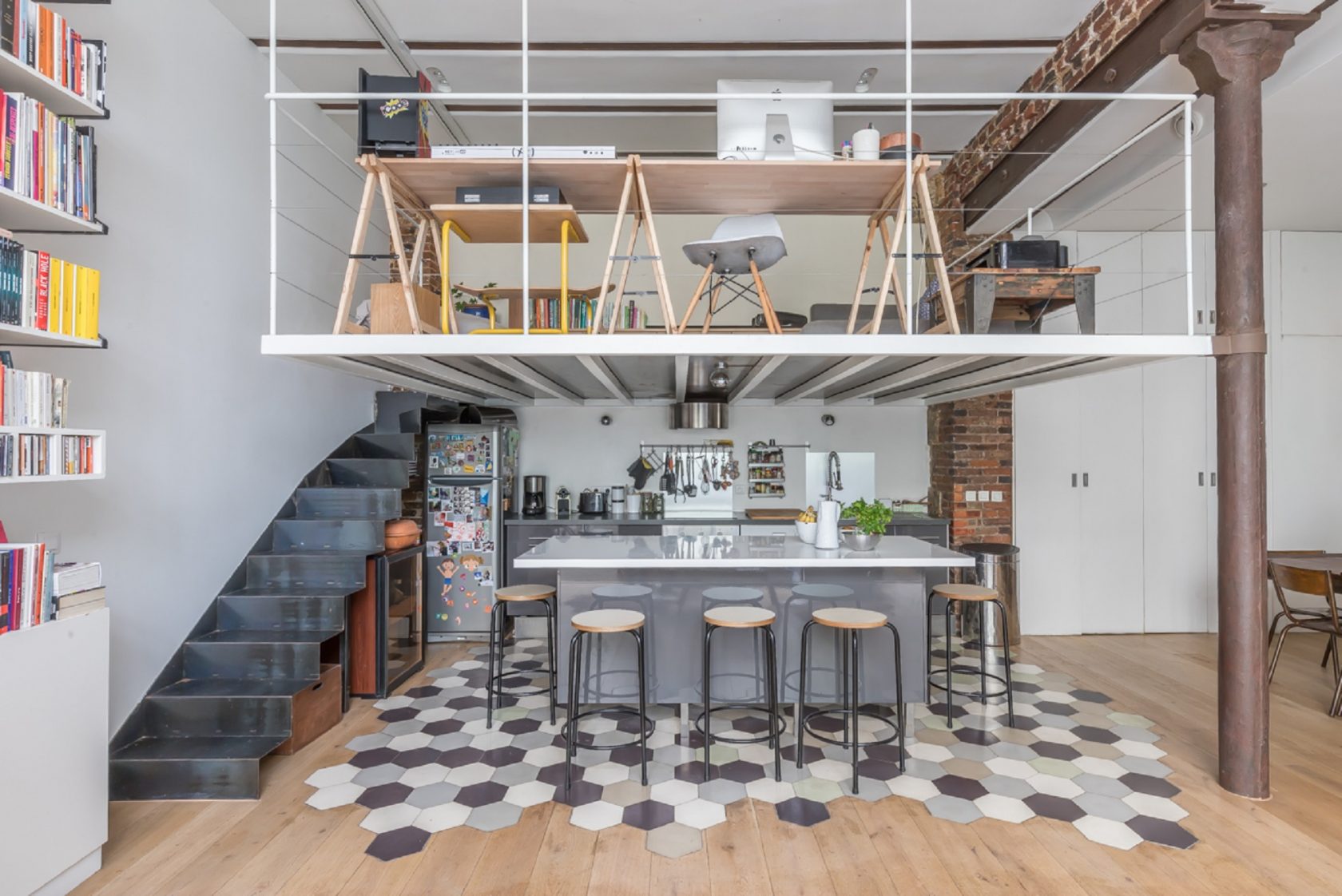 Loft house with terrace