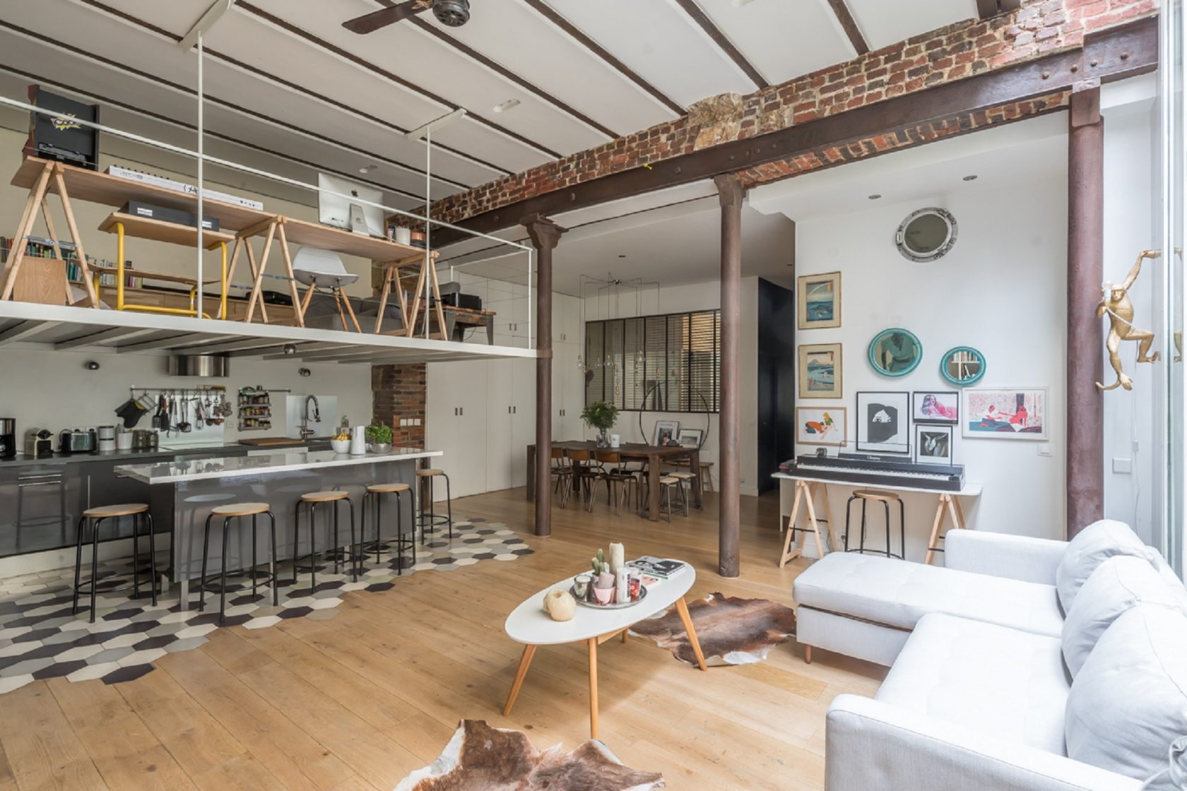 Loft house with terrace