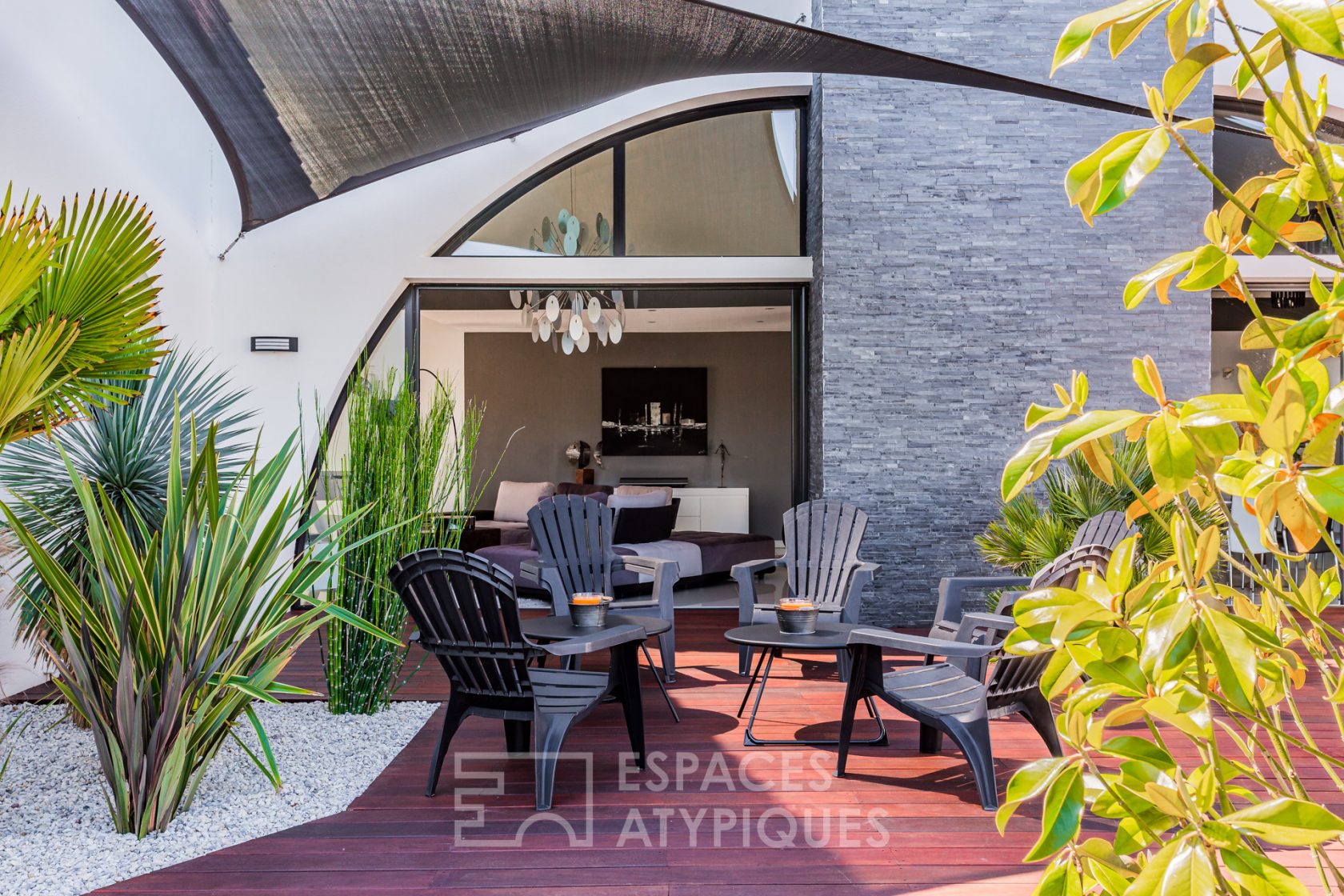 Contemporaine intemporelle proche de Rochefort