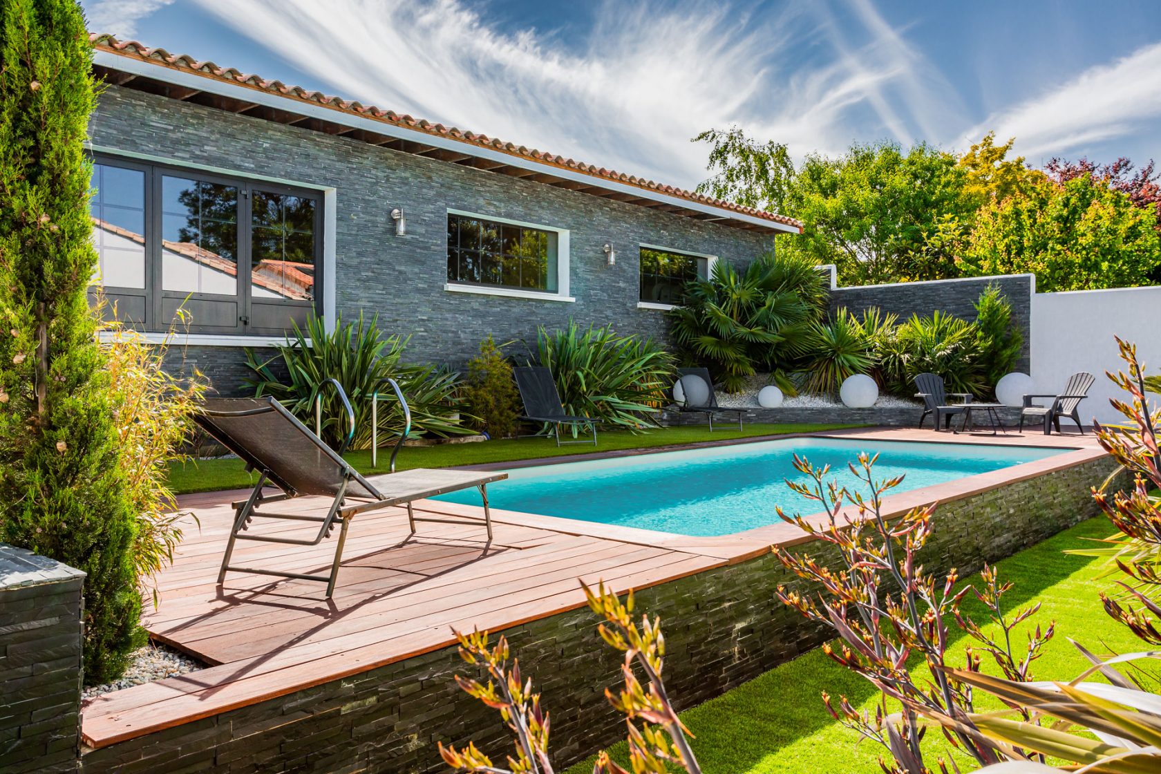 Contemporaine intemporelle proche de Rochefort