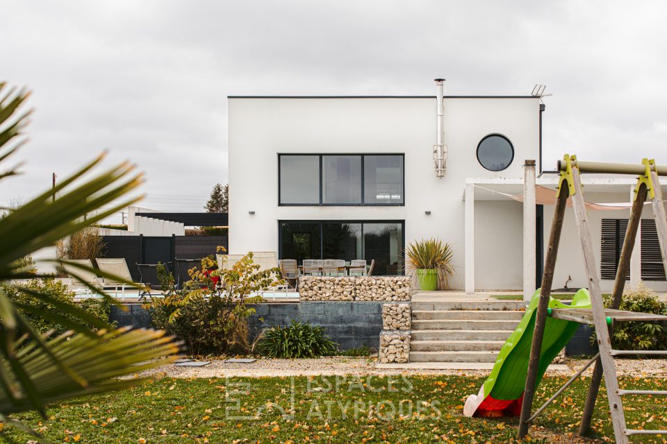 maison-contemporaine-aigrefeuille-chambre-01-suite-parentale