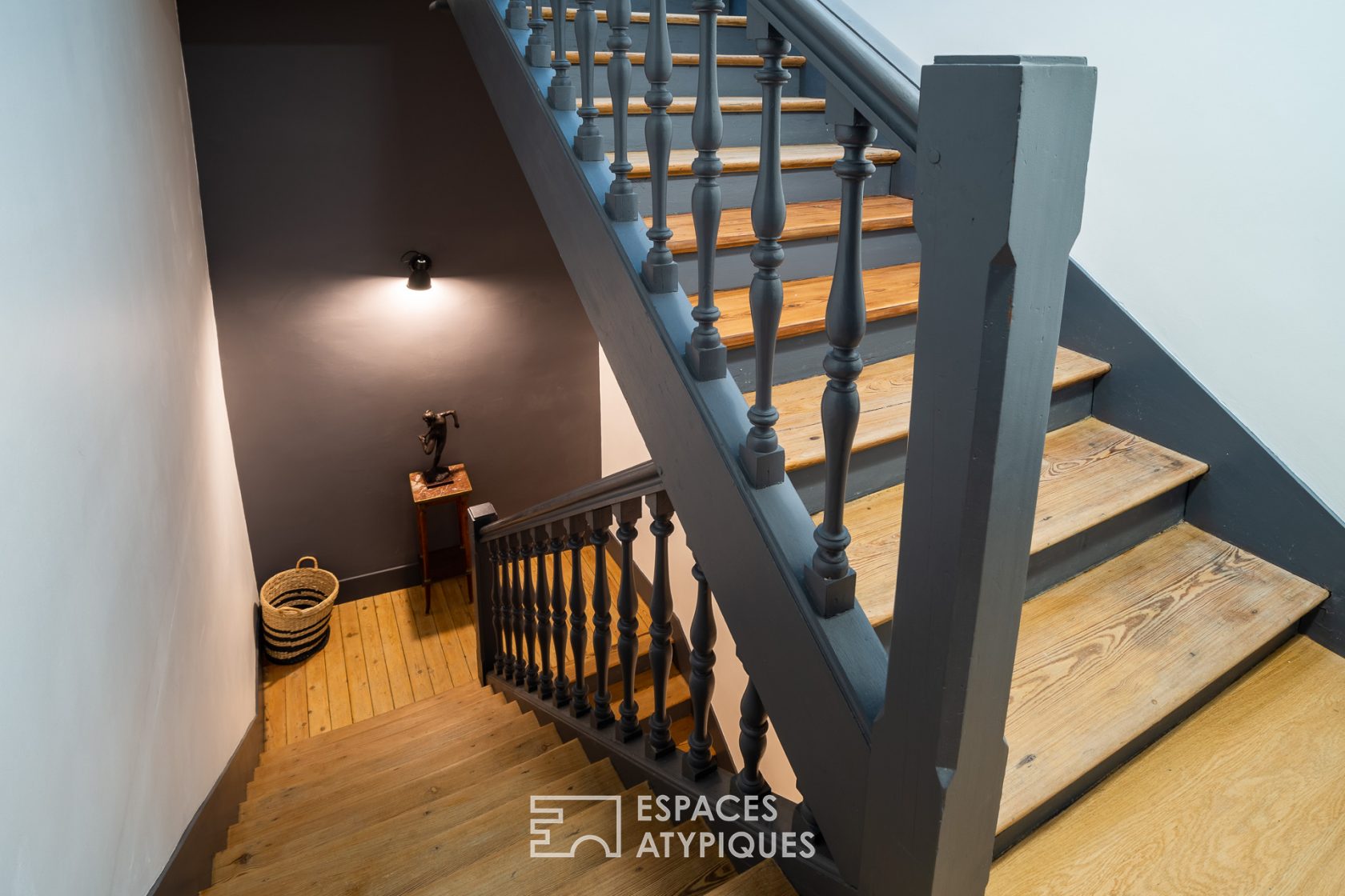 Renovated townhouse with garage in the heart of Trouville