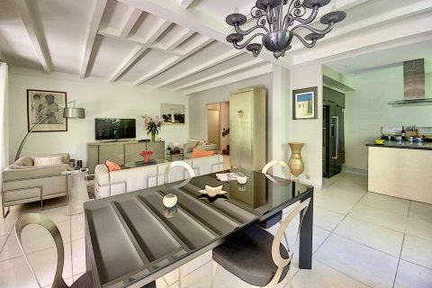 Appartement maison avec jardins et grandes terrasses au coeur de Pereire