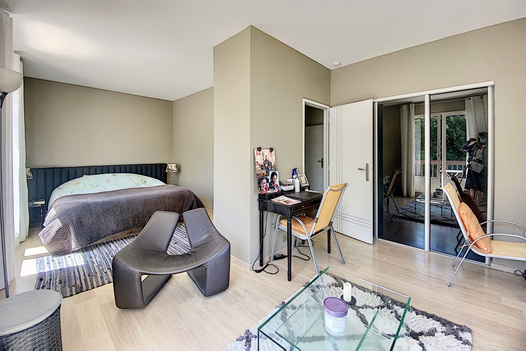 Apartment like a house with garden and large terrace in the heart of Pereire