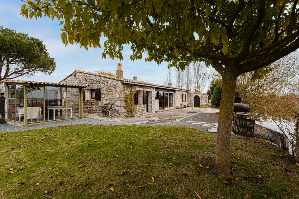 cabane-chasse-tonne-pêche-marais-littoralcharentais-canard