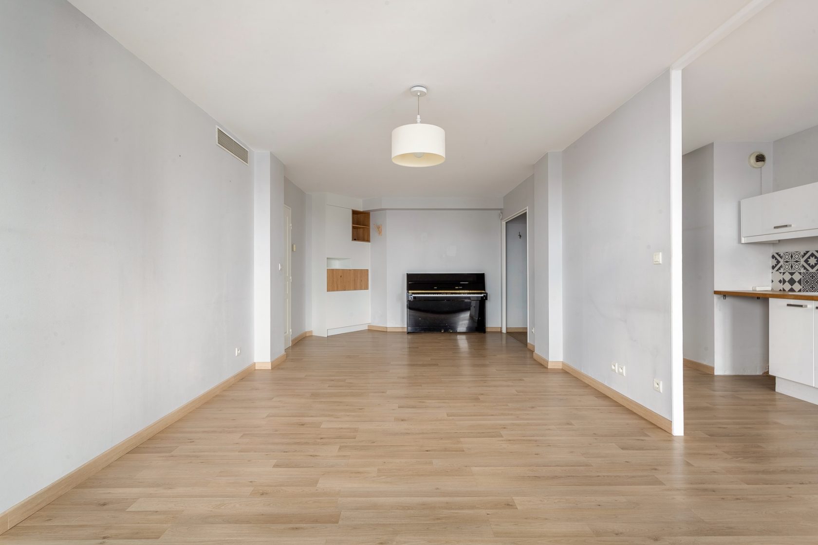 Appartement rénové proche Jean-Macé
