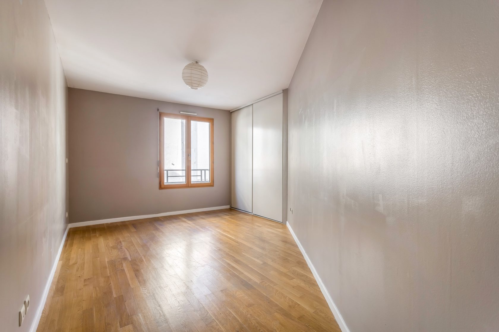 Appartement rénové proche Jean-Macé