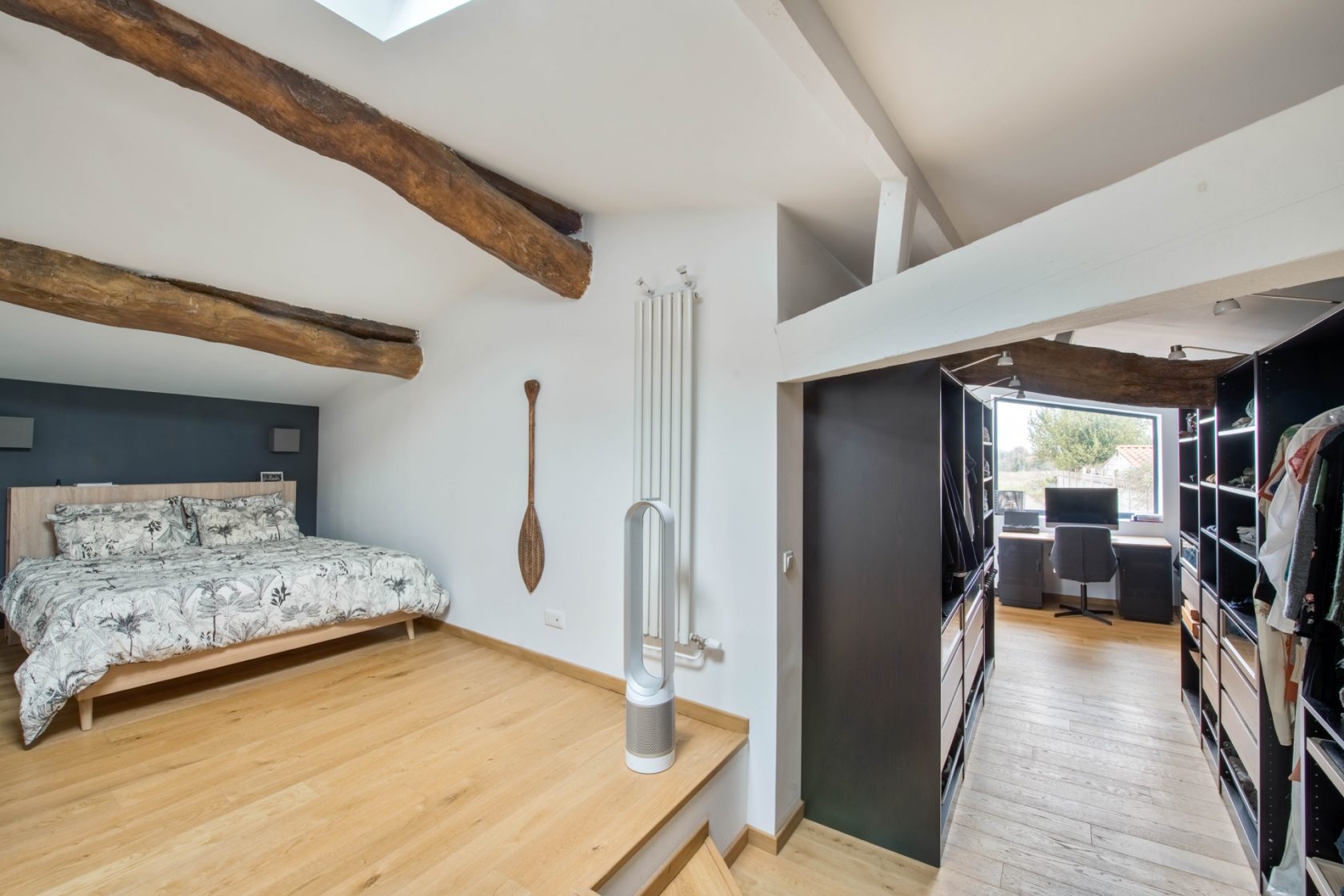 Old rehabilitated farmhouse with garden