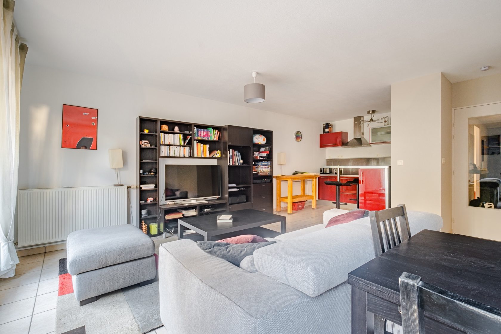 Apartment with terrace and garden