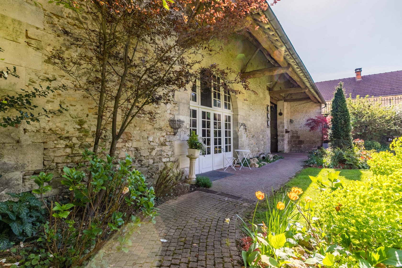 La Parfaite – Authentic stone farmhouse renovated with taste