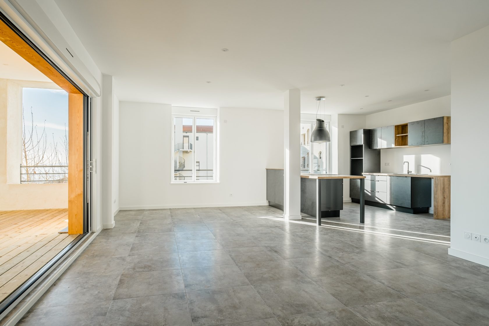 Apartment with loggia in a former convent