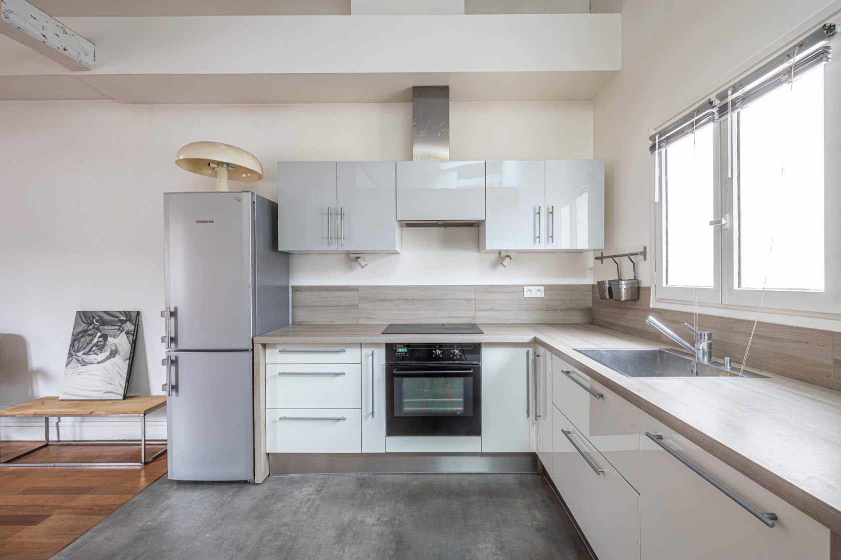 Duplex avec terrasse dans une ancienne écurie