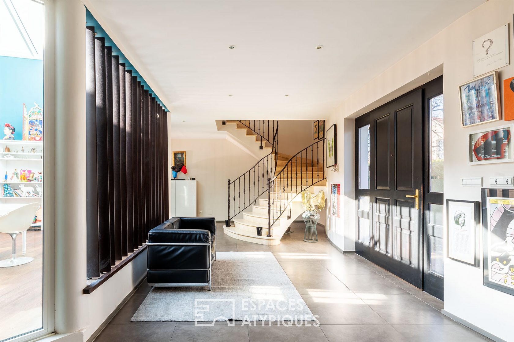 Exceptional villa and its patio