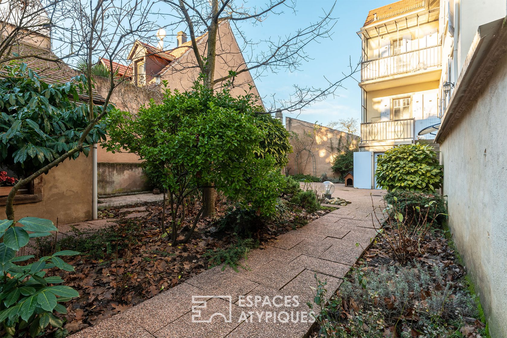 1920s house with garden in the Saint-Florent district