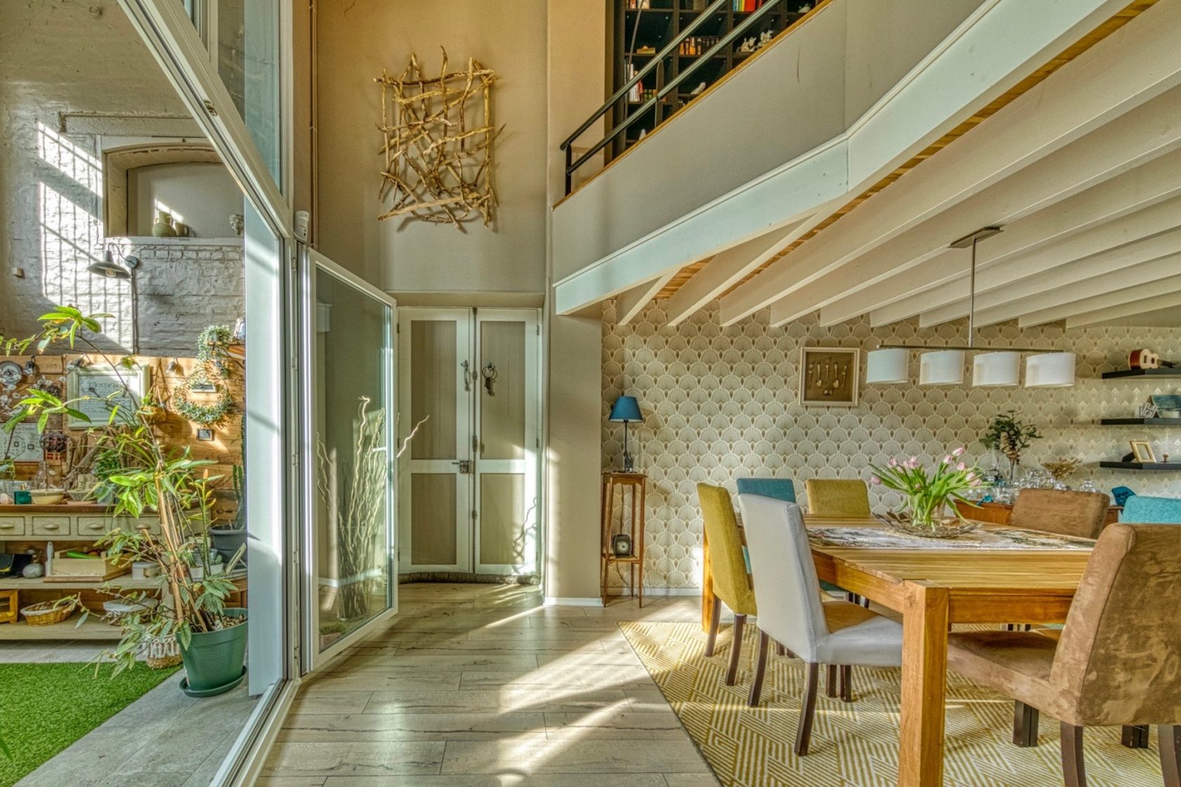 Charming loft with winter garden and private terrace