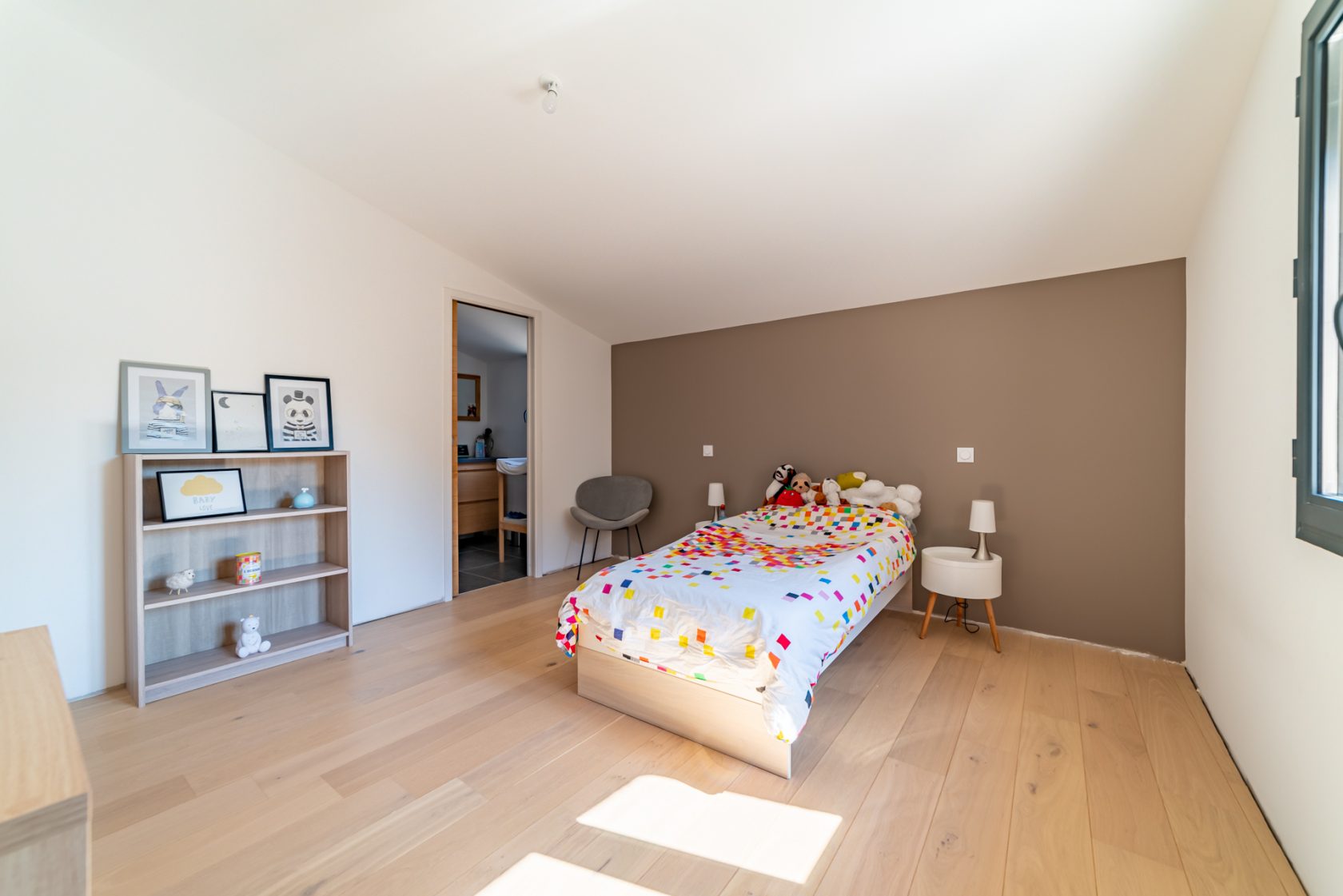 Contemporary renovation of an old barn