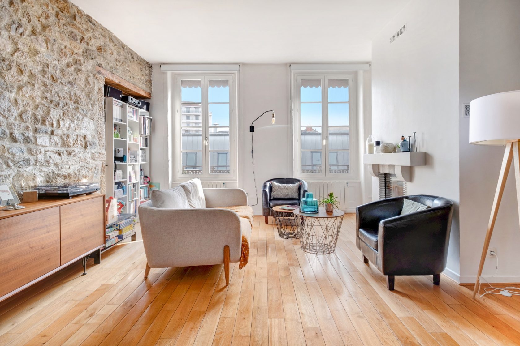 Old renovated by architect on the top floor