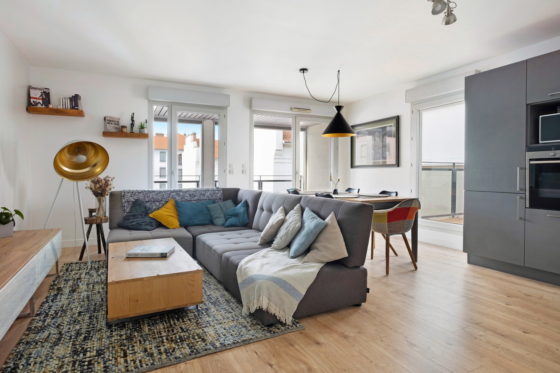 Appartement rénové avec balcon et vue Espaces Atypiques Lyon