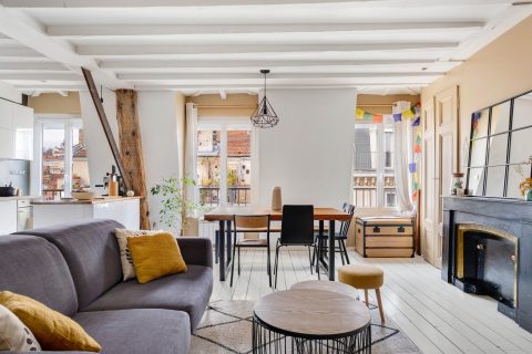 Renovated apartment on the top floor