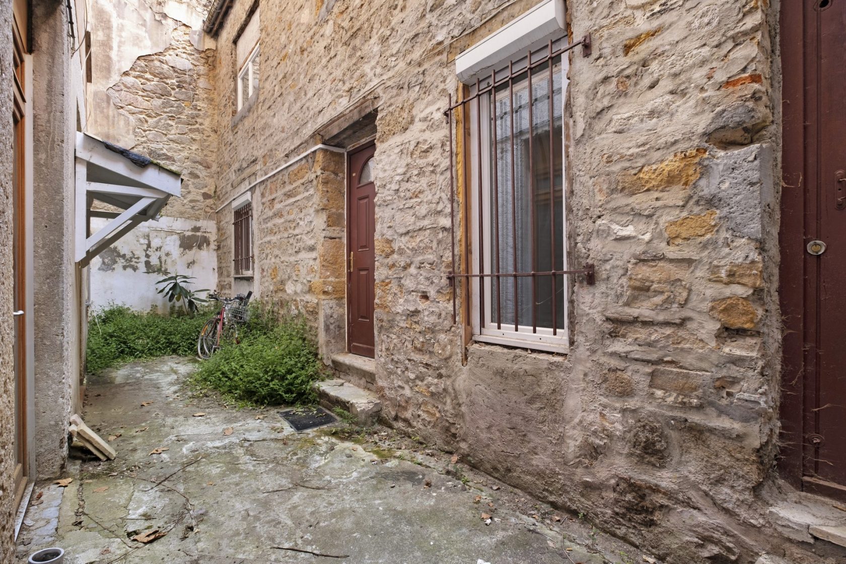 Town house in the heart of the slopes of the Croix-Rousse