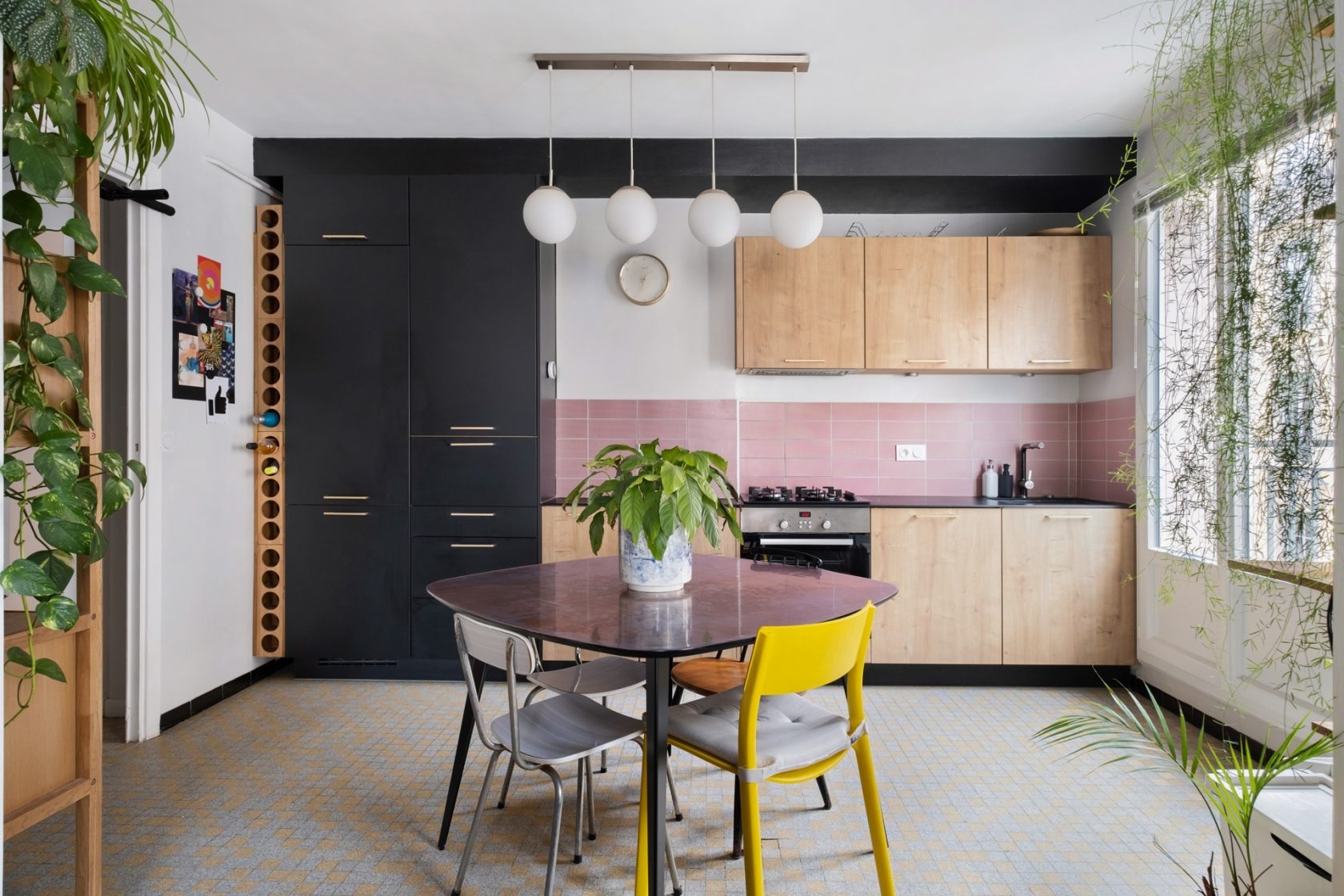 Renovated apartment rue Vendôme