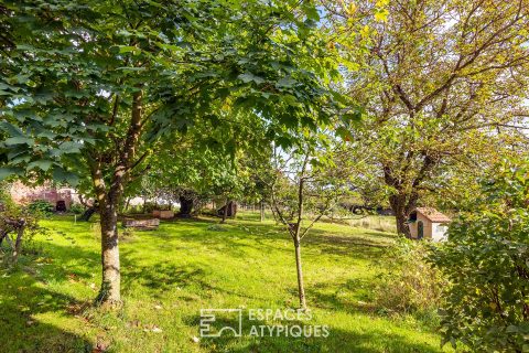 Renovated Alsatian house and its vast garden with orchard