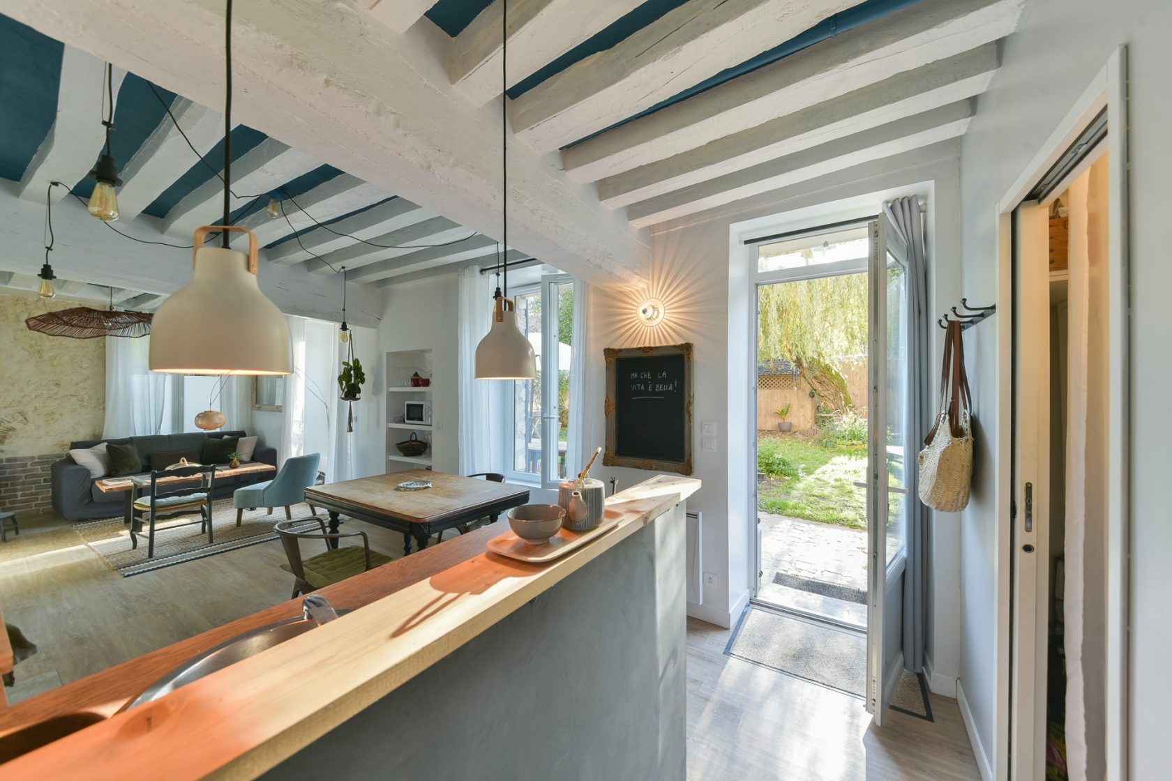 Le Joyau vert  – Appartement avec jardin privé dans un ancien relais de voyageurs.