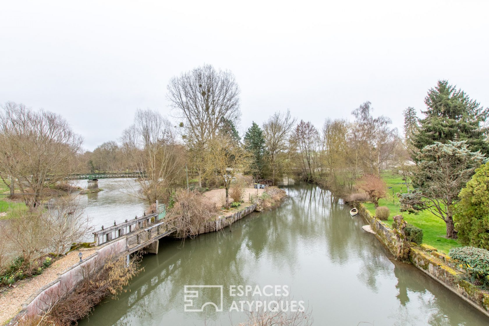 Ancien moulin dans un cadre naturel d’exception