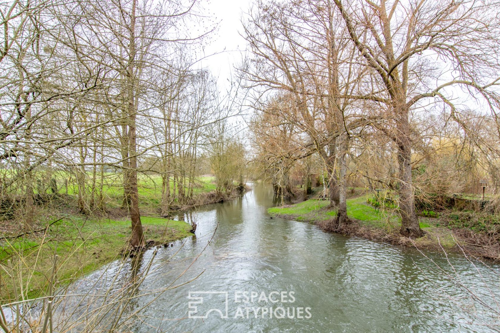 Ancien moulin dans un cadre naturel d’exception