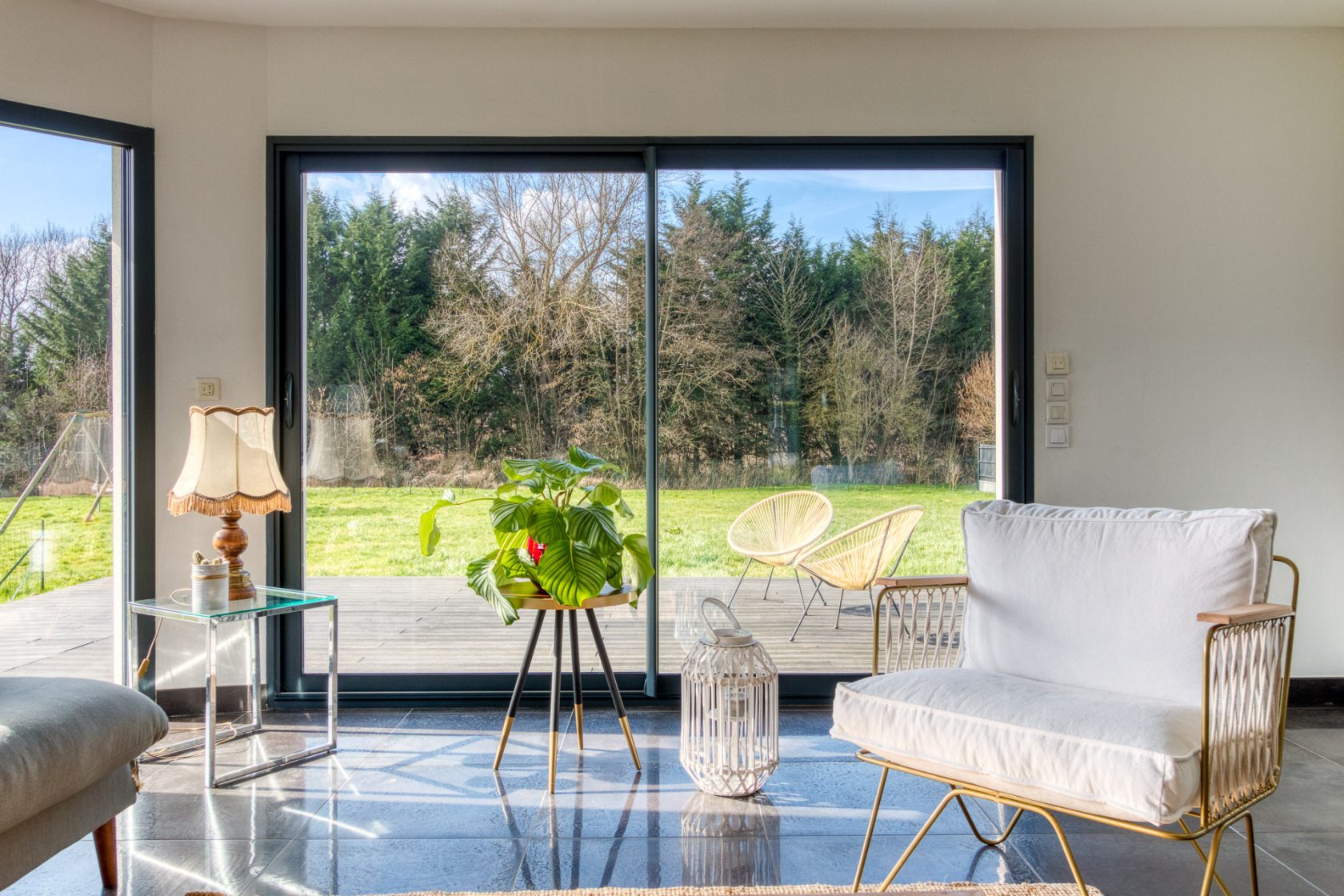 La lumineuse – contemporaine familiale au bord de l’eau