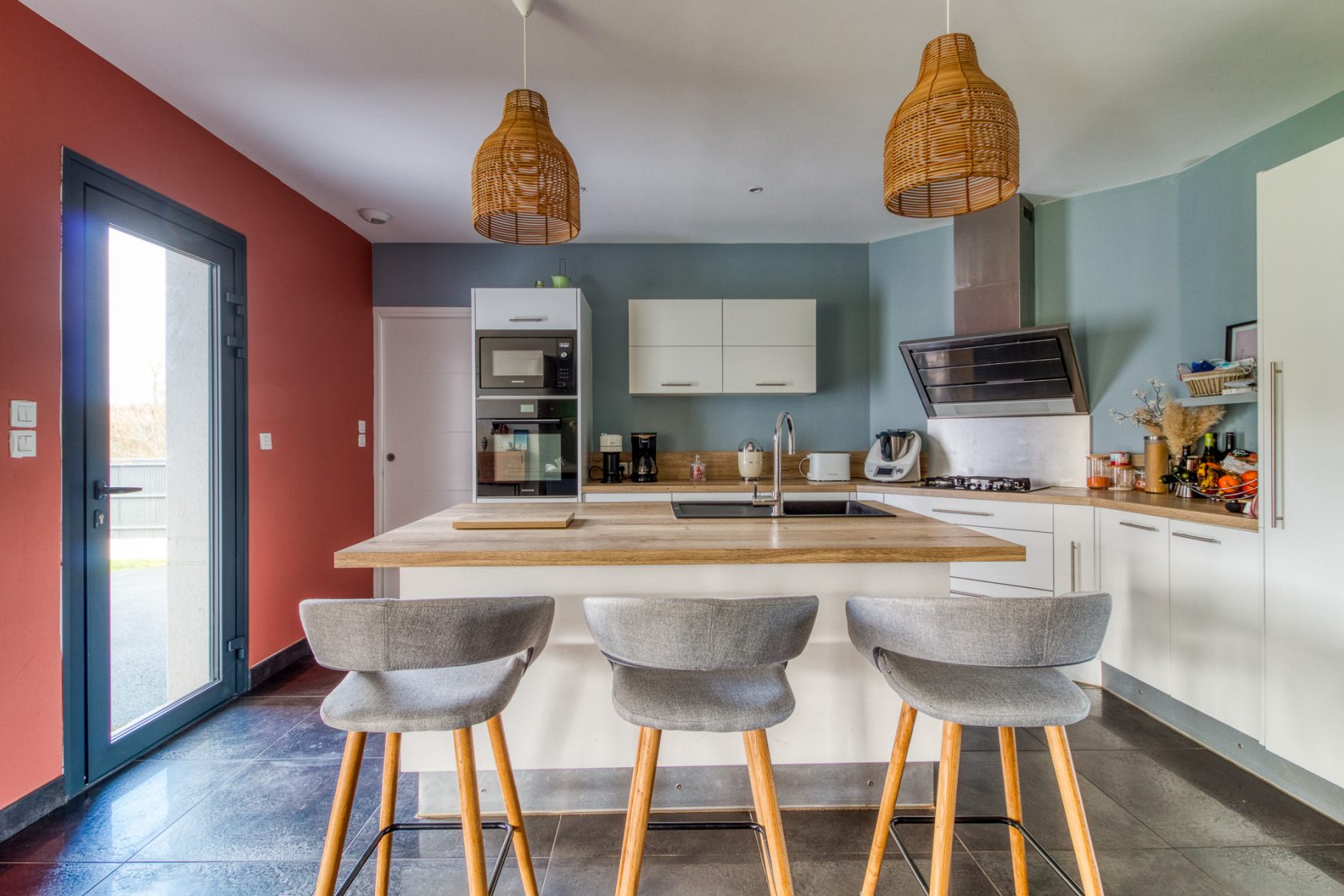 La lumineuse – contemporaine familiale au bord de l’eau