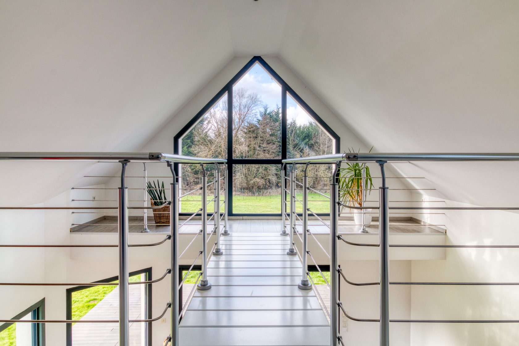 La lumineuse – contemporaine familiale au bord de l’eau