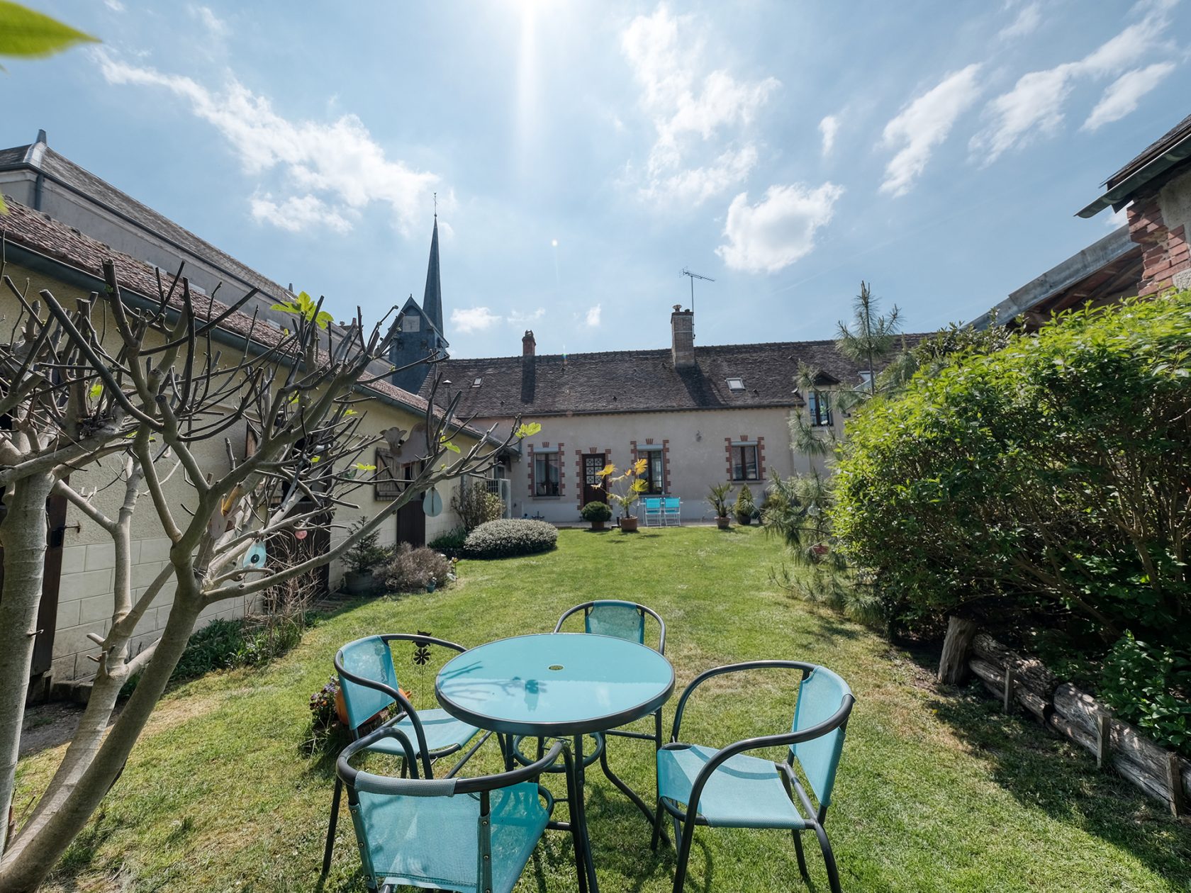 Ancien couvent entièrement rénové