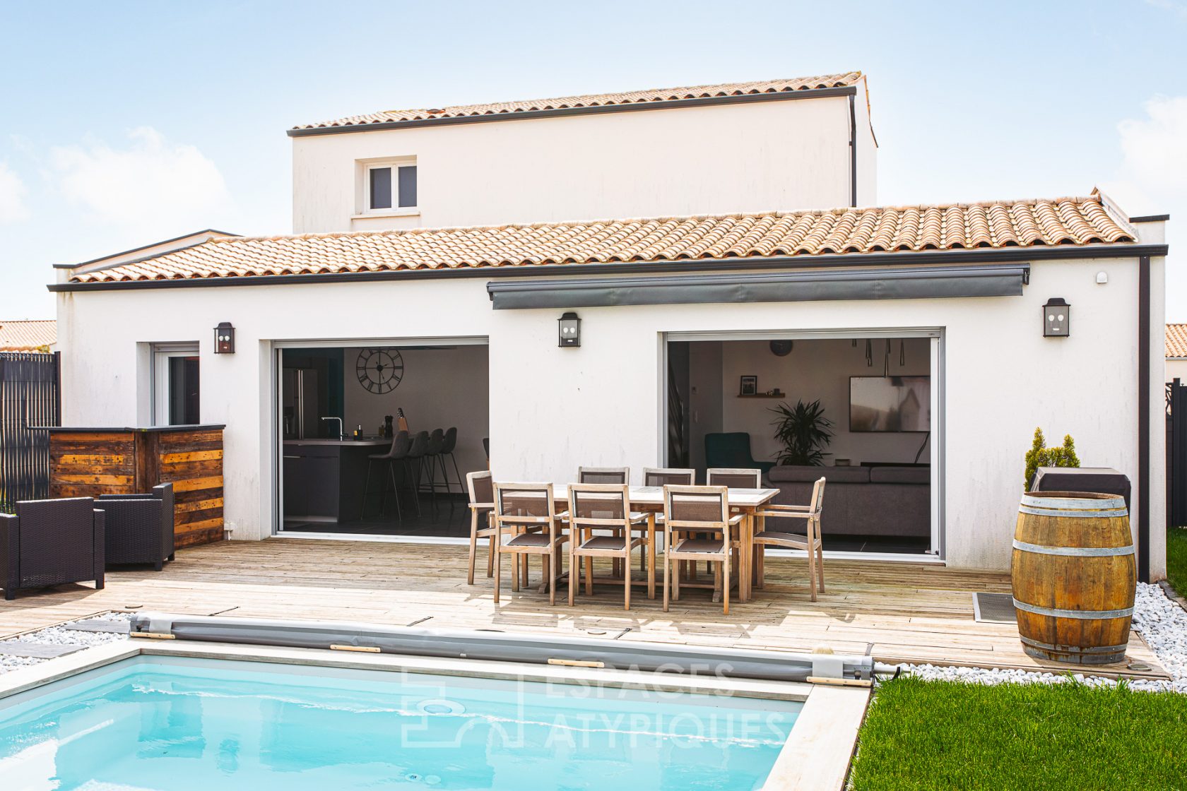 Contemporaine avec piscine