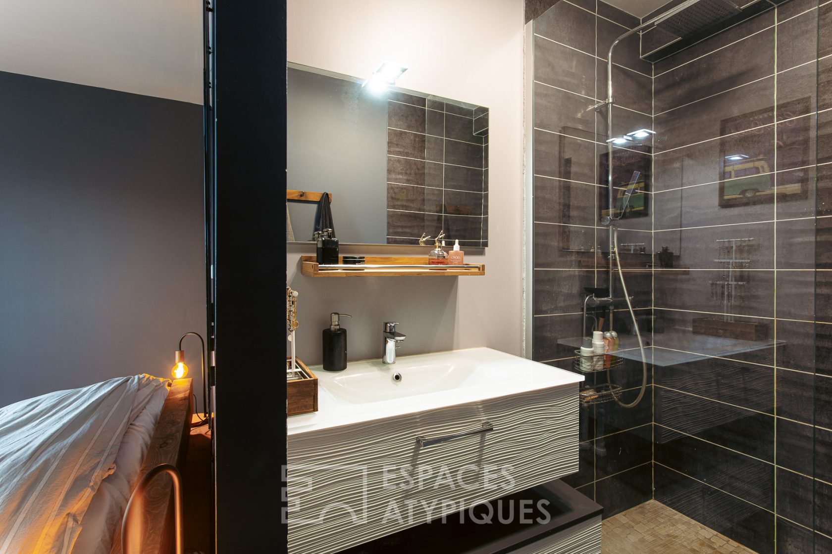 Contemporaine avec piscine