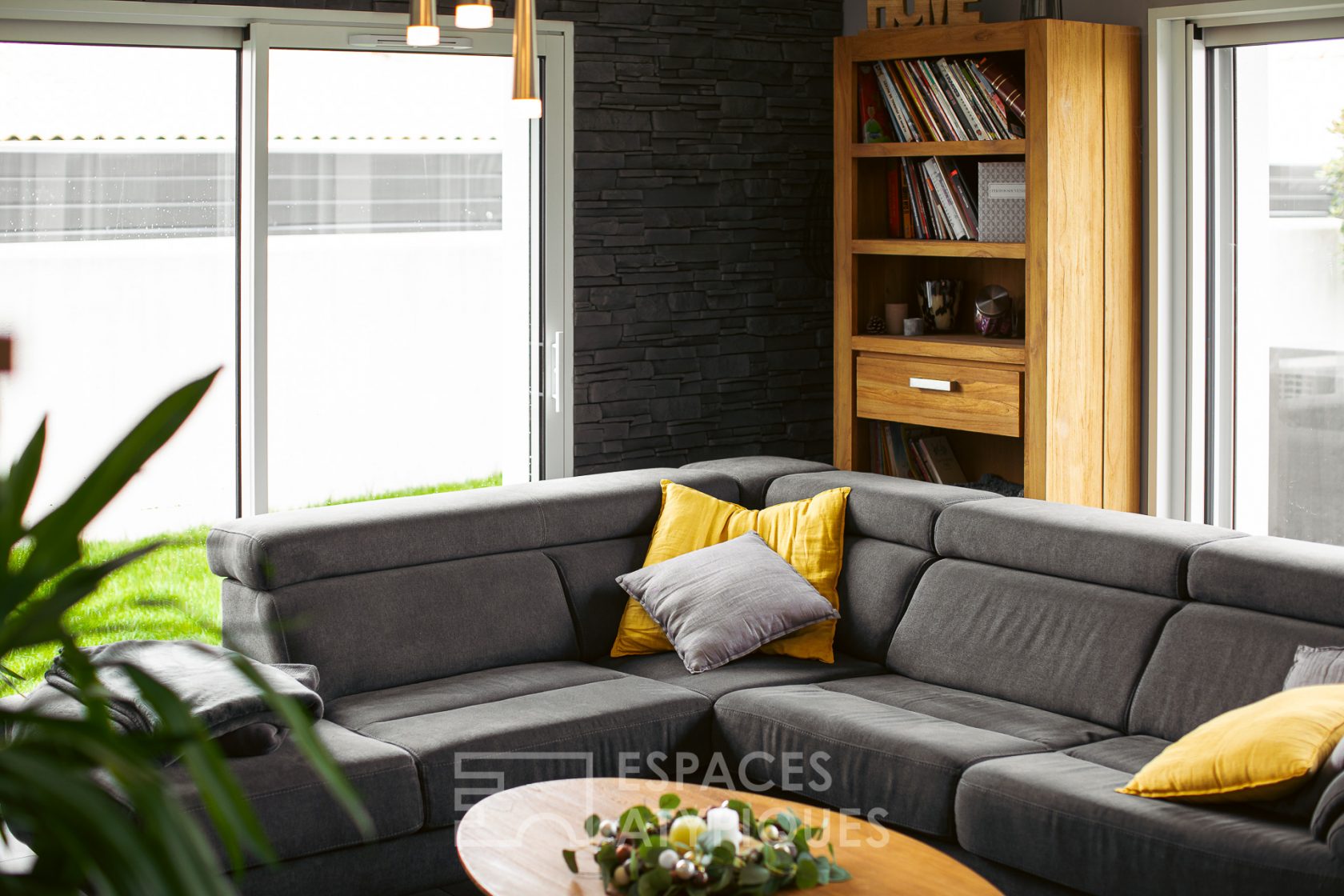 Contemporaine avec piscine