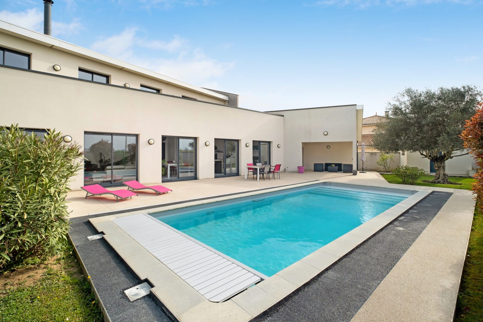 Maison d’architecte avec piscine