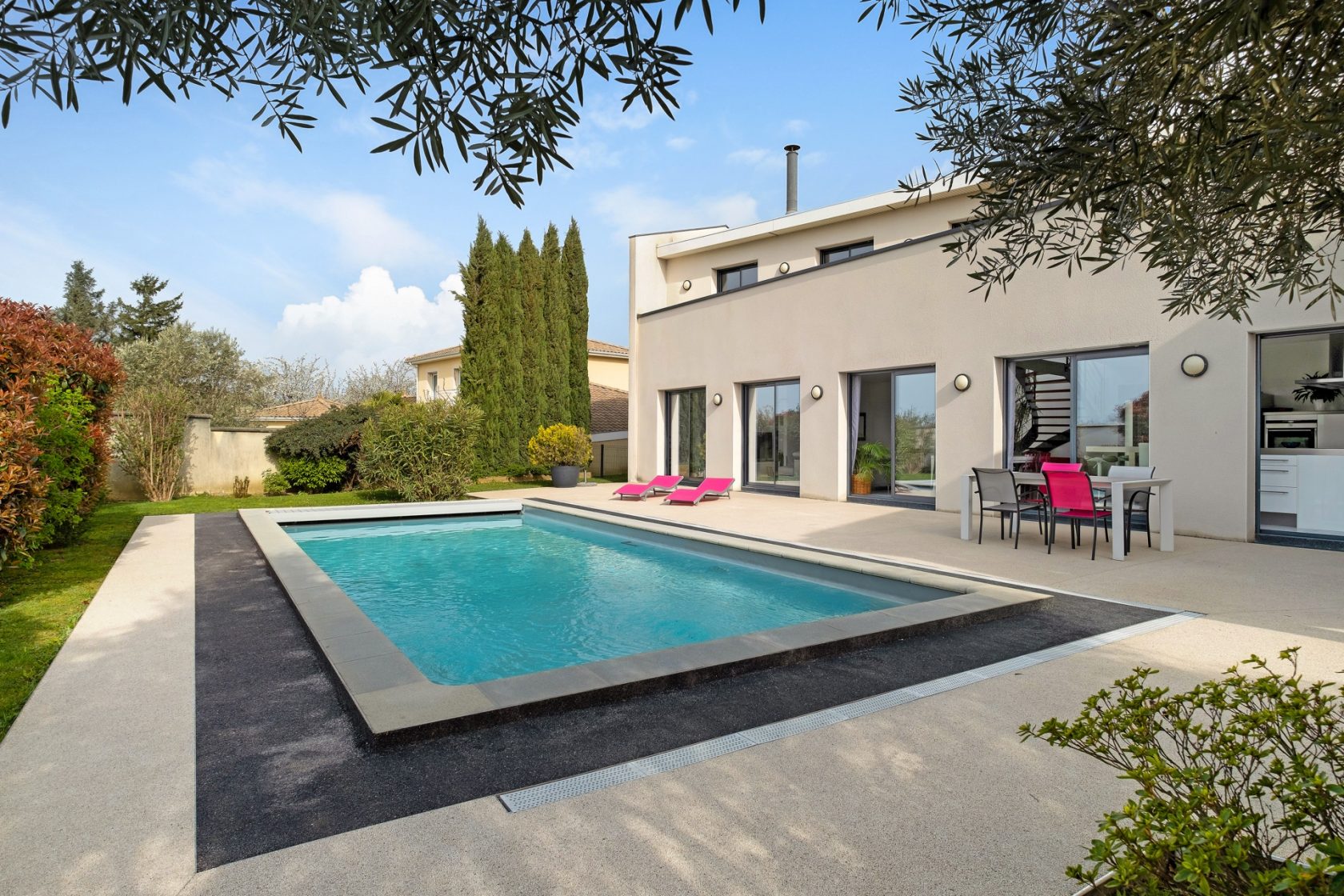 Maison d’architecte avec piscine
