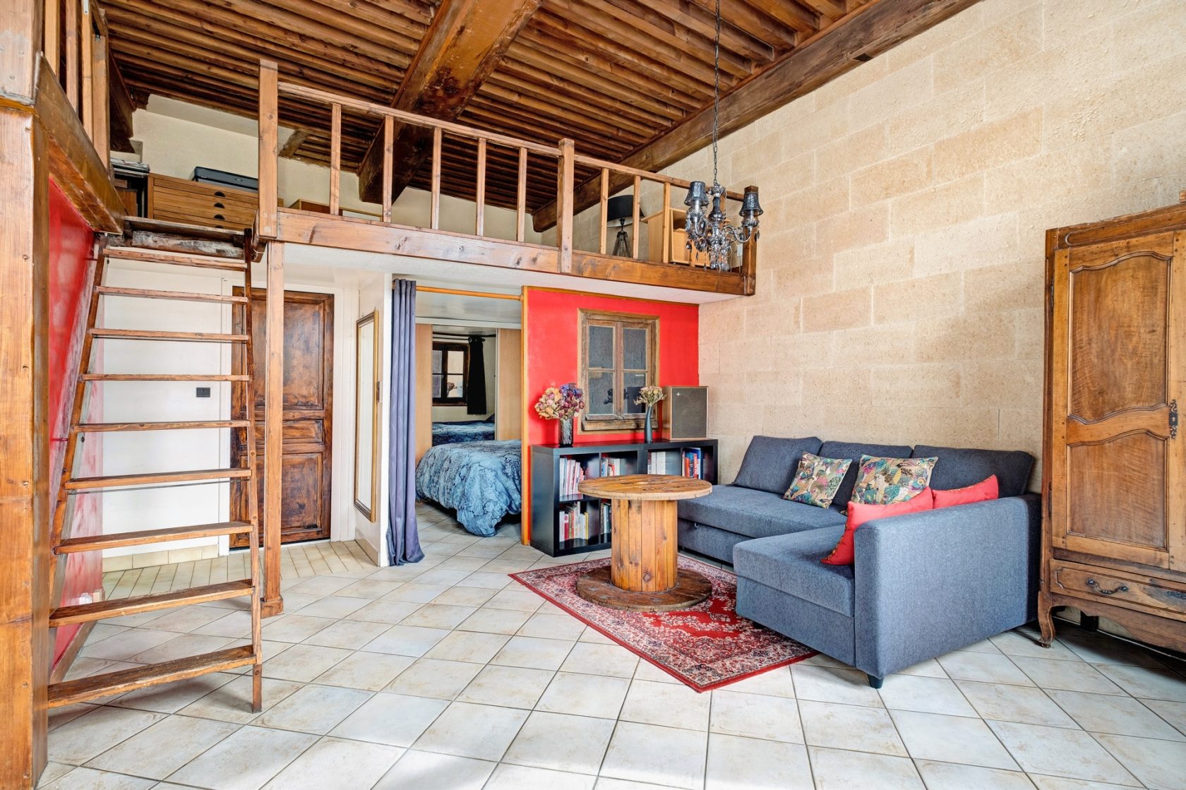 Appartement canut Place Morel