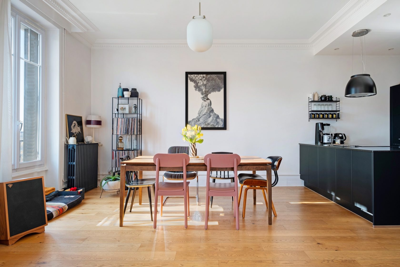 Appartement rénové avec balcon et vue dégagée
