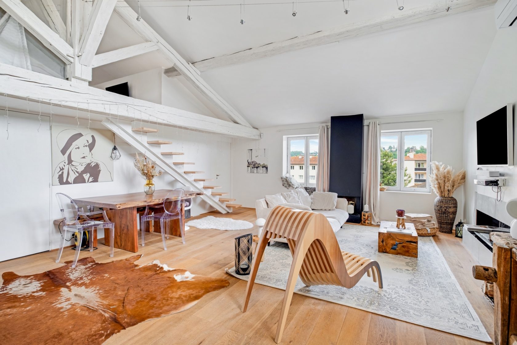 Duplex avec vue sur l’église en plein centre de Couzon