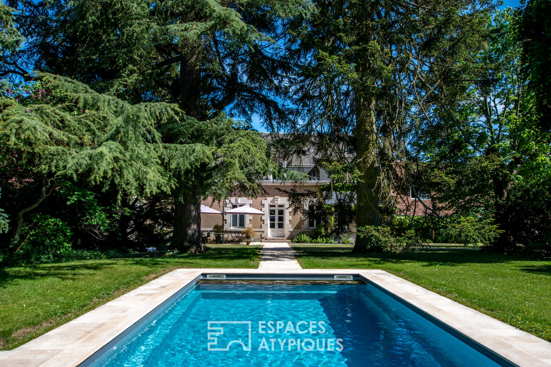 Propriété bourgeoise avec piscine aux portes de Blois