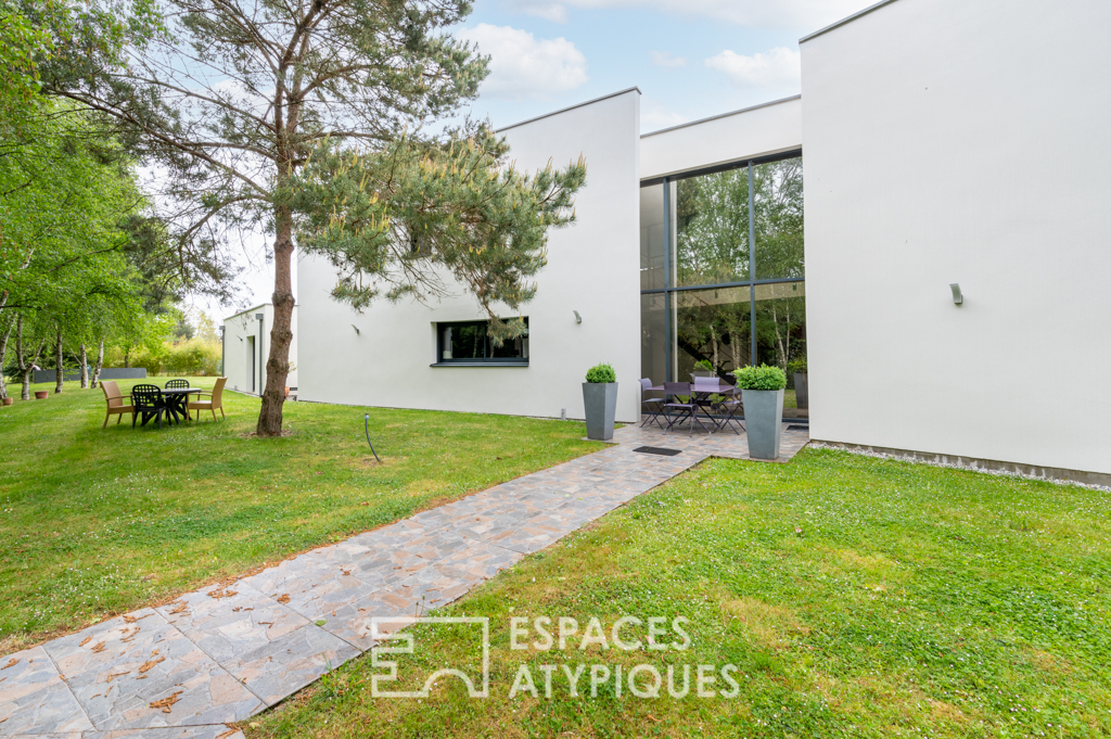 House Cruise Design – – 500 m² at the gates of Rennes