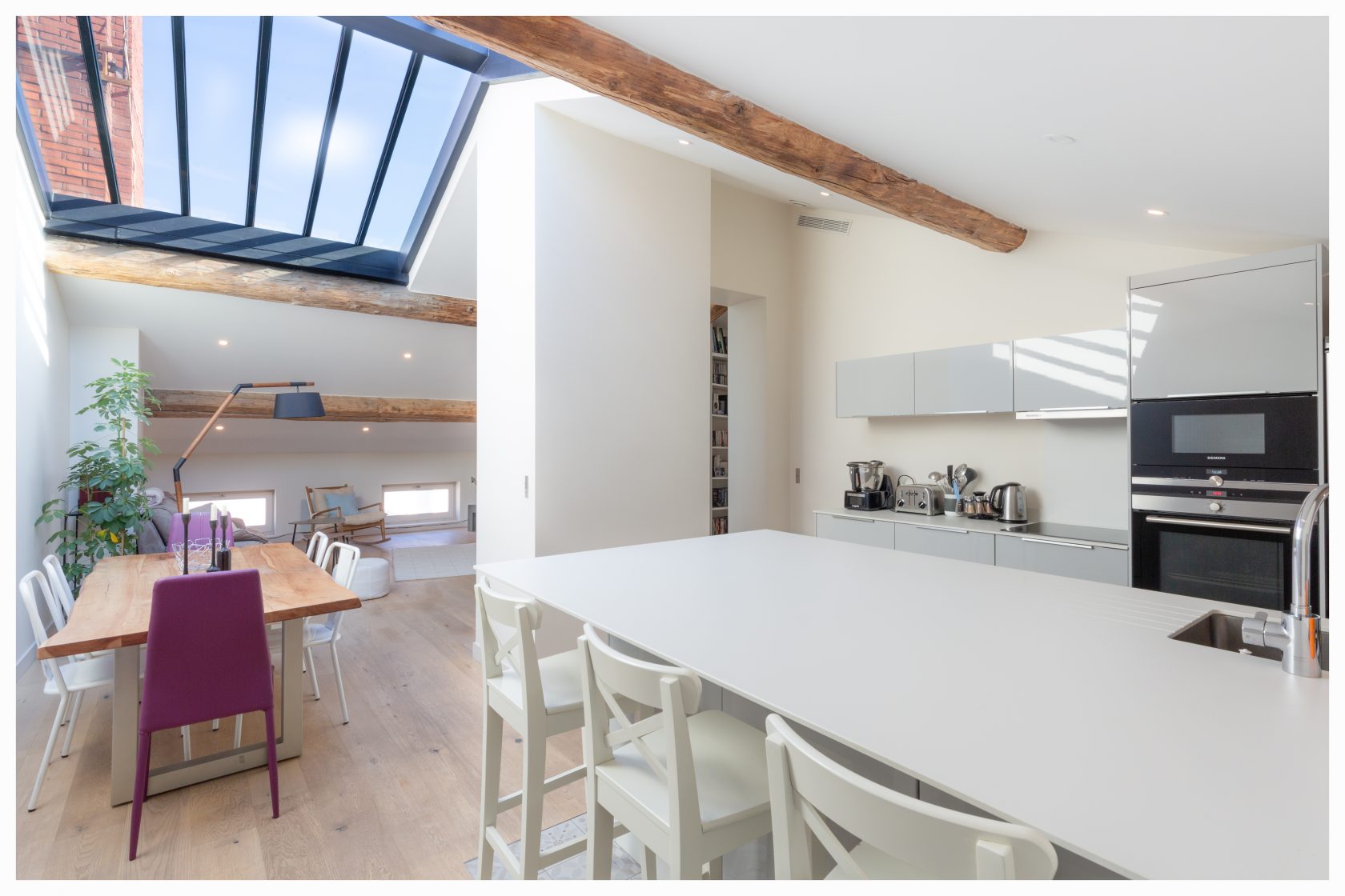 AFormer renovated top floor Ainay district