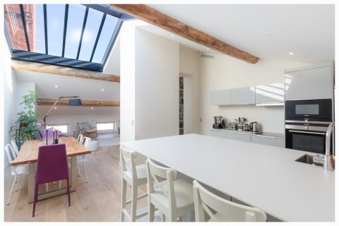 AFormer renovated top floor Ainay district
