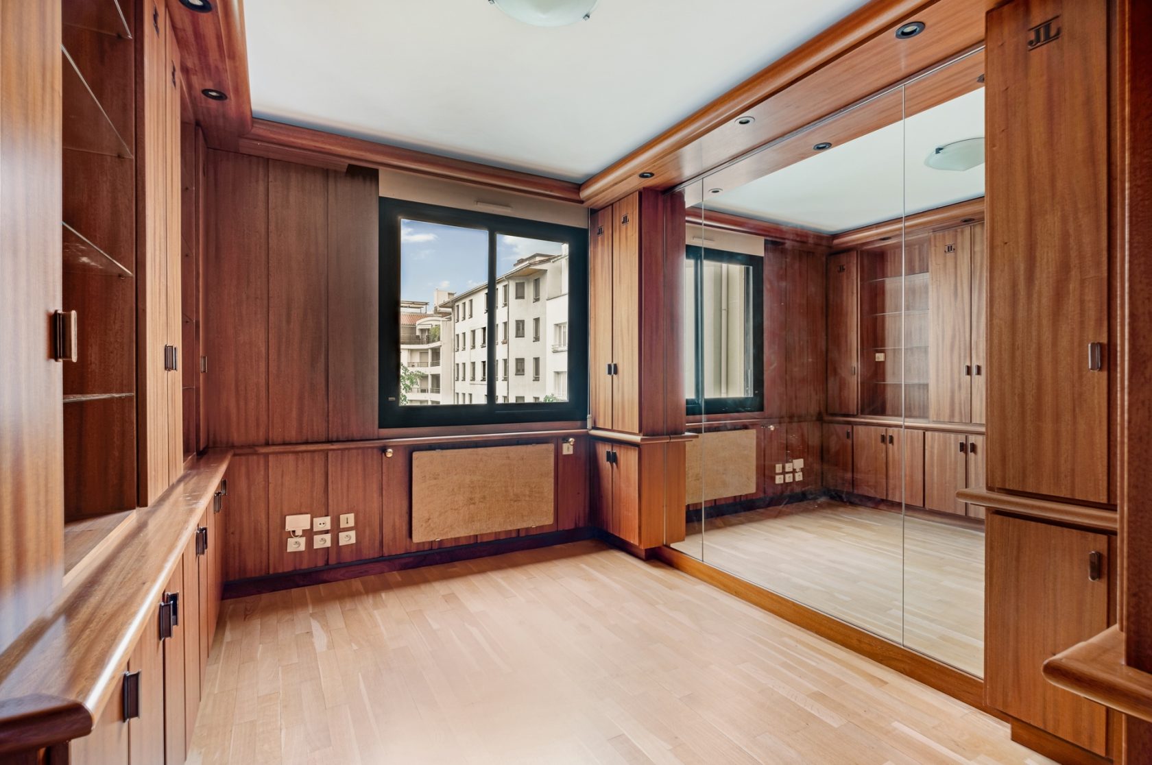 Renovated apartment with balcony