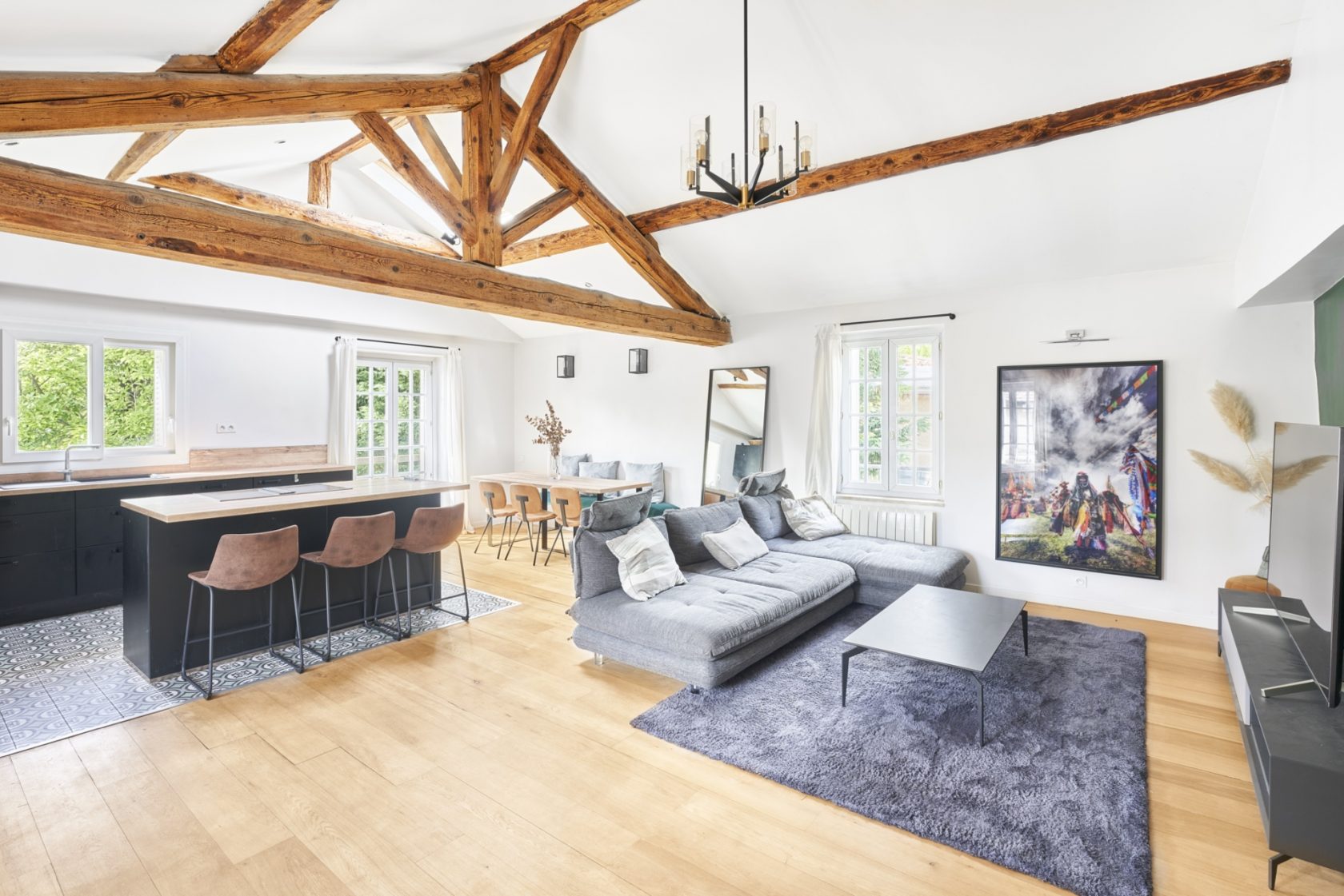 Apartment with terrace