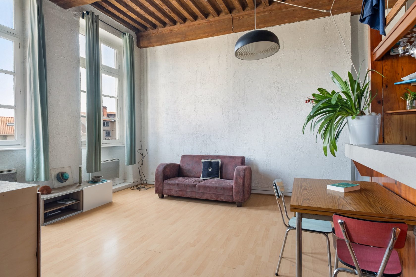 Duplex canut with elevator