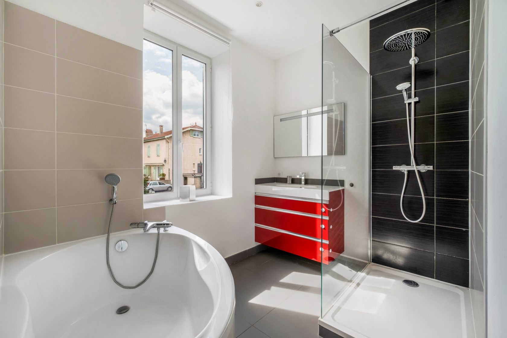 Renovated 1920 house with possibility of extension